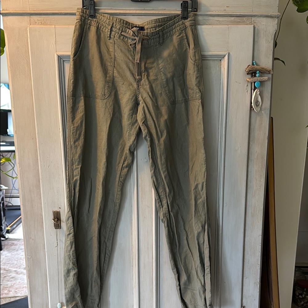 GAP Straight-Leg LinenTroop Pant  in Olive size 4